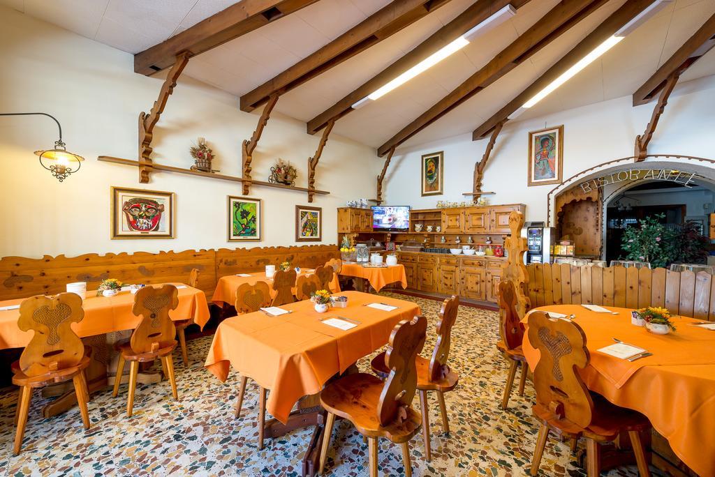 Albergo Altavilla Tirano Exteriör bild