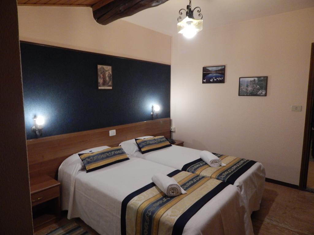 Albergo Altavilla Tirano Exteriör bild