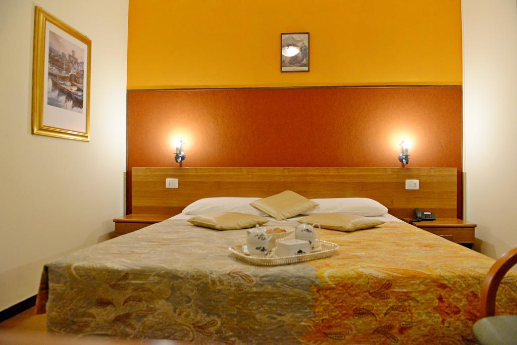 Albergo Altavilla Tirano Exteriör bild