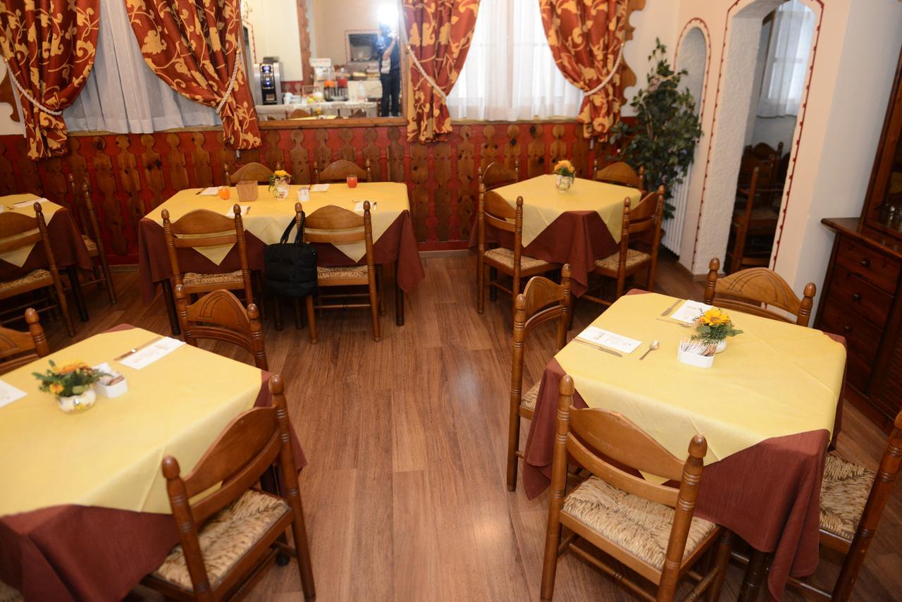 Albergo Altavilla Tirano Exteriör bild